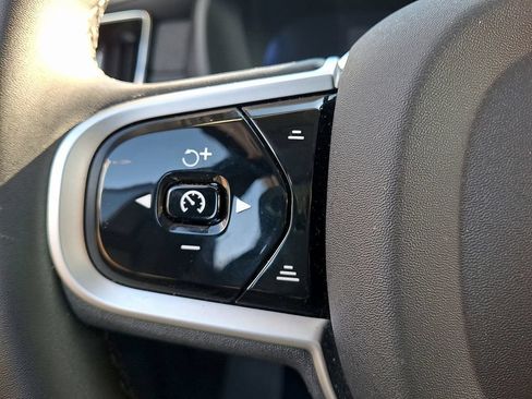 Certified 2026 Volvo XC90 B6 Plus AWD/4WD image 23