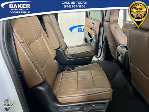 New 2026 Chevrolet Suburban High Country AWD/4WD image 11
