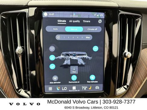 Certified 2023 Volvo XC60 B5 Ultimate w/ Climate Package AWD/4WD image 19