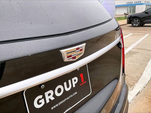 Used 2021 Cadillac XT6 Premium Luxury image 30