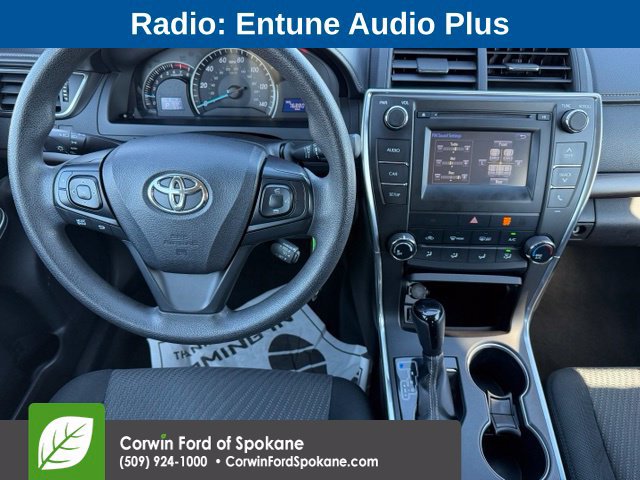 Used 2015 Toyota Camry LE FWD image 3