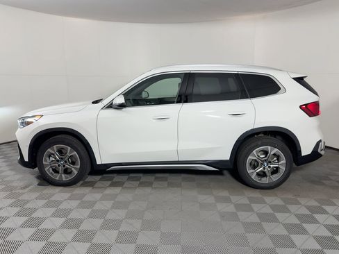 Used 2026 BMW X1 xDrive28i w/ Convenience Package image 2