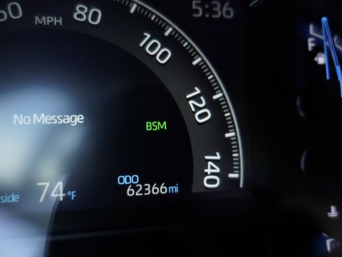 Used 2021 Toyota RAV4 Limited image 23