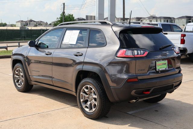 Used 2020 Jeep Cherokee Trailhawk w/ Cold Weather Group AWD/4WD image 4