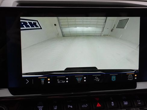 New 2026 Chevrolet Silverado 2500 ZR2 w/ LPO, Dark Essentials Package image 23