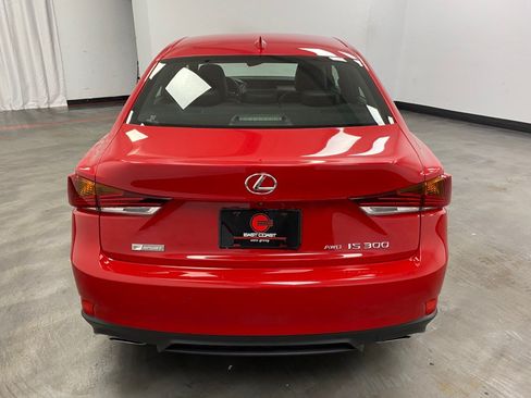 Used 2019 Lexus IS 300 AWD image 5