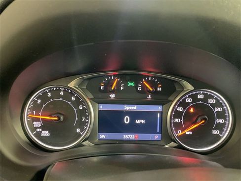 Used 2023 GMC Terrain SLT image 37