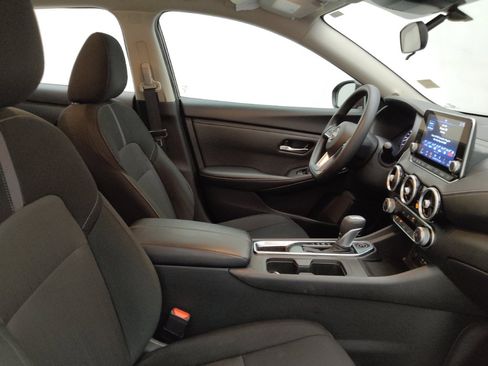 Used 2025 Nissan Sentra SV FWD image 21