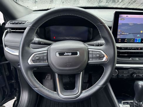 Used 2022 Jeep Compass High Altitude image 13