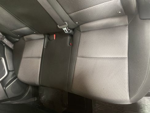 Used 2025 Kia Soul LX w/ LX Technology Package FWD image 11