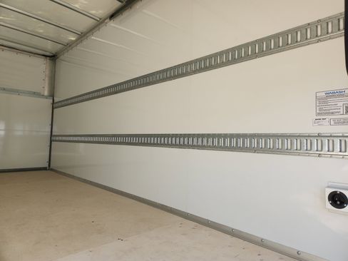 New 2025 Chevrolet Express 3500 w/ Power Convenience Package image 31