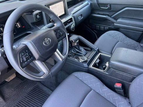 Used 2025 Toyota Tacoma SR5 w/ SR5 Upgrade Package image 13