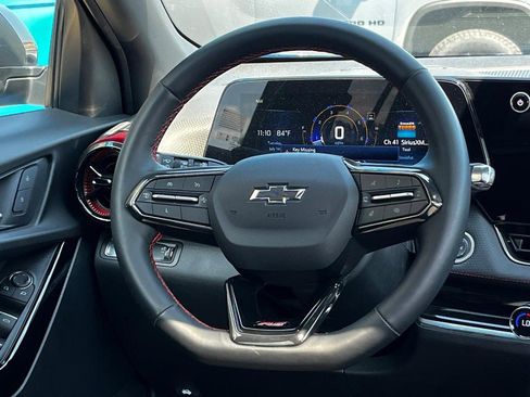 Used 2025 Chevrolet Equinox RS w/ Safety and Technology Package image 13