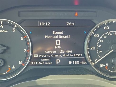 Used 2024 Mitsubishi Outlander SE image 29