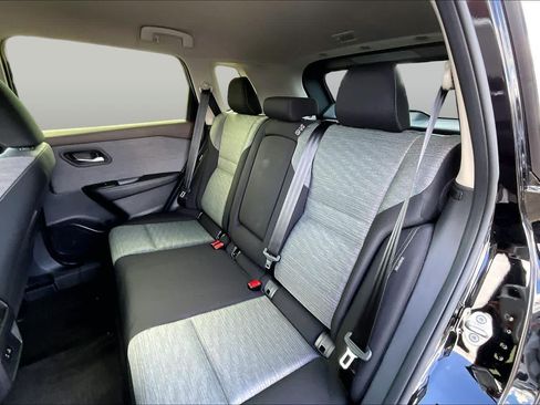 Certified 2023 Nissan Rogue SV FWD image 20