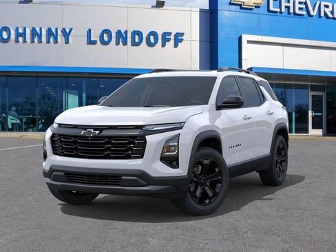 New 2026 Chevrolet Equinox LT w/ Convenience Package II FWD image 6
