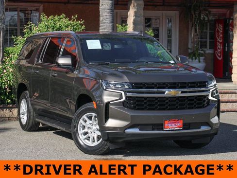 Used 2021 Chevrolet Suburban LS w/ Driver Alert Package image 2