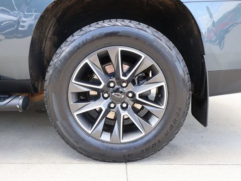 Used 2021 Chevrolet Suburban Z71 AWD/4WD image 47