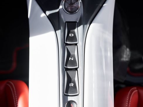 Used 2021 McLaren Elva image 73