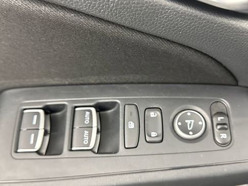 Used 2023 Honda Civic Sport image 27