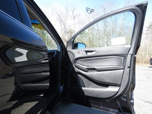 Used 2021 Ford Edge Titanium w/ Cargo Accessory Package FWD image 12