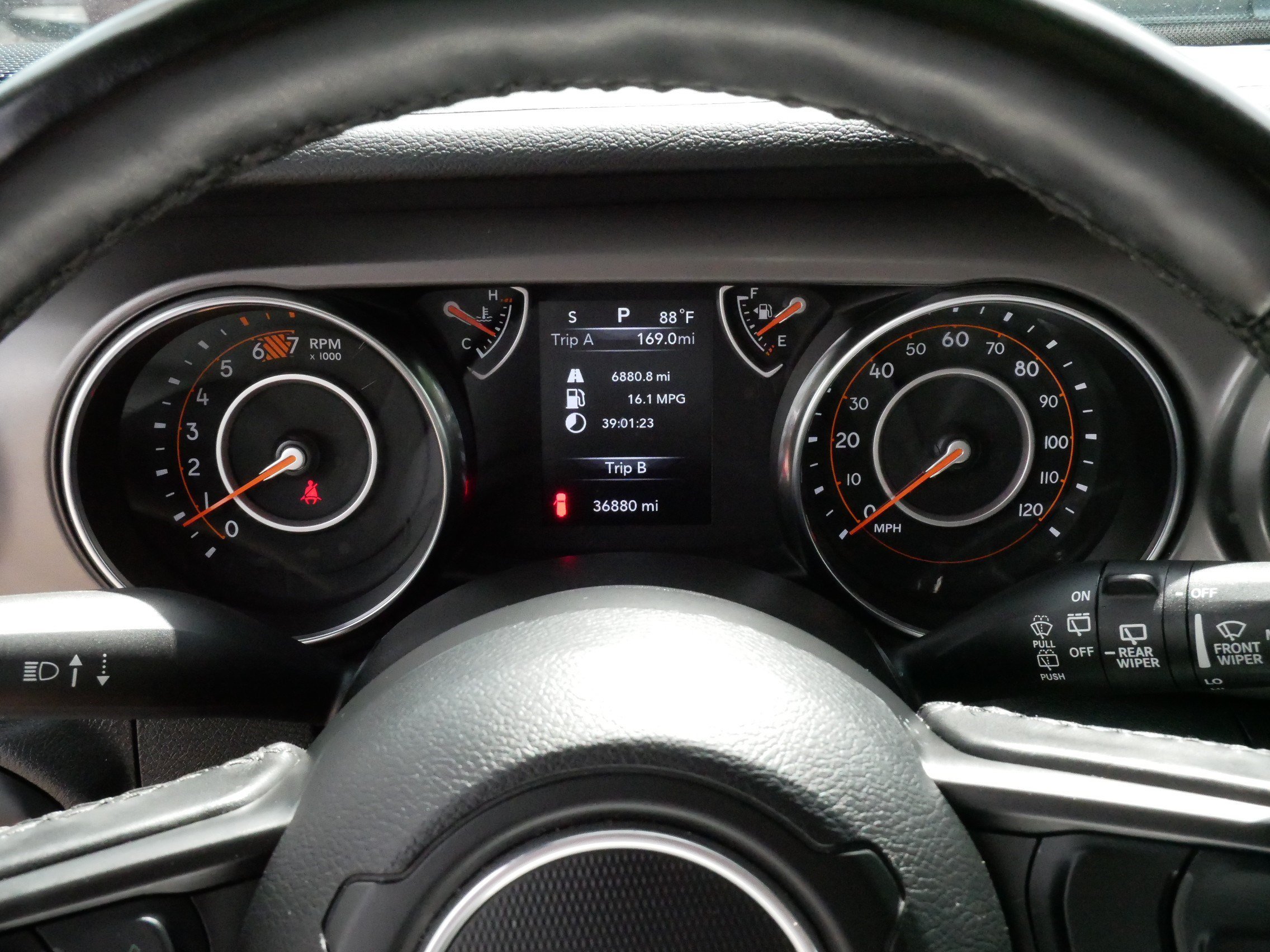 Used 2022 Jeep Wrangler Sport AWD/4WD image 21