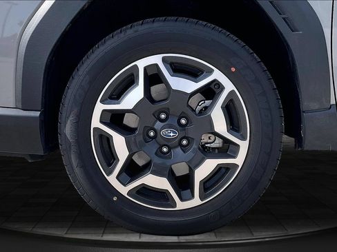 Certified 2026 Subaru Outback Touring AWD/4WD image 5
