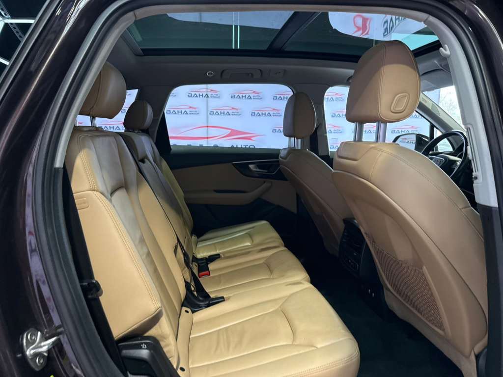 Used 2022 Audi Q7 3.0T Premium Plus AWD/4WD image 39