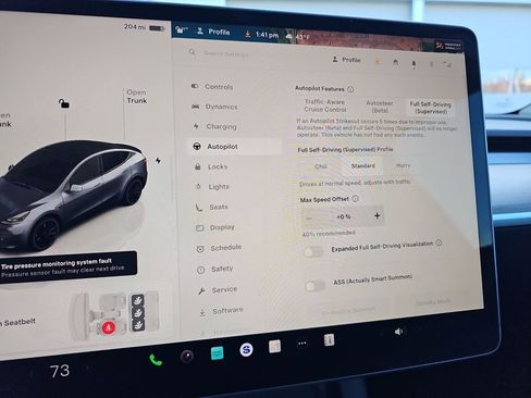 Used 2023 Tesla Model Y Performance image 25