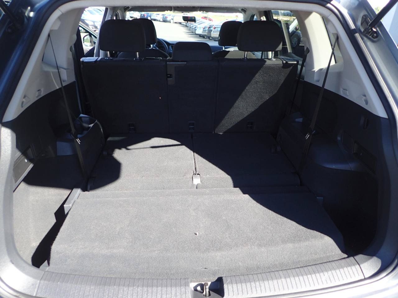 Used 2019 Volkswagen Tiguan S w/ 3rd Row Seat Package AWD/4WD image 11