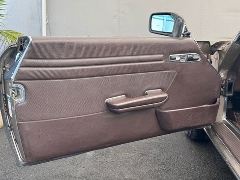 Used 1987 Mercedes-Benz 560 SL image 34