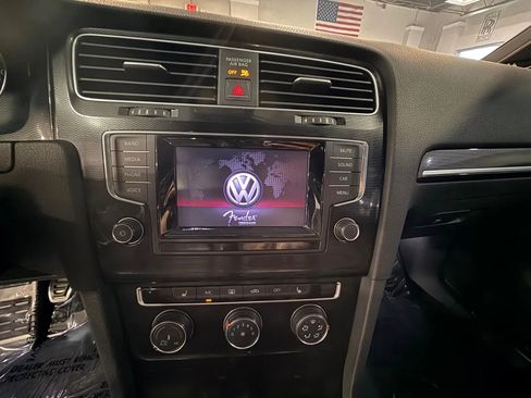 Used 2015 Volkswagen GTI Autobahn image 24