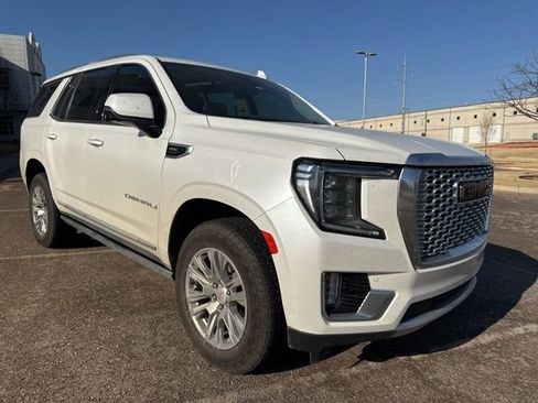 Used 2021 GMC Yukon Denali w/ LPO, Illumination Package image 5