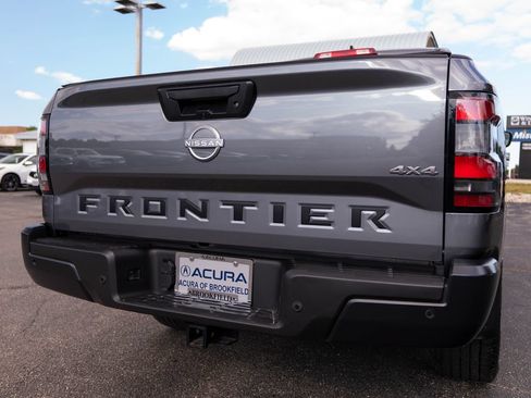 Used 2022 Nissan Frontier S w/ Technology Package AWD/4WD image 17