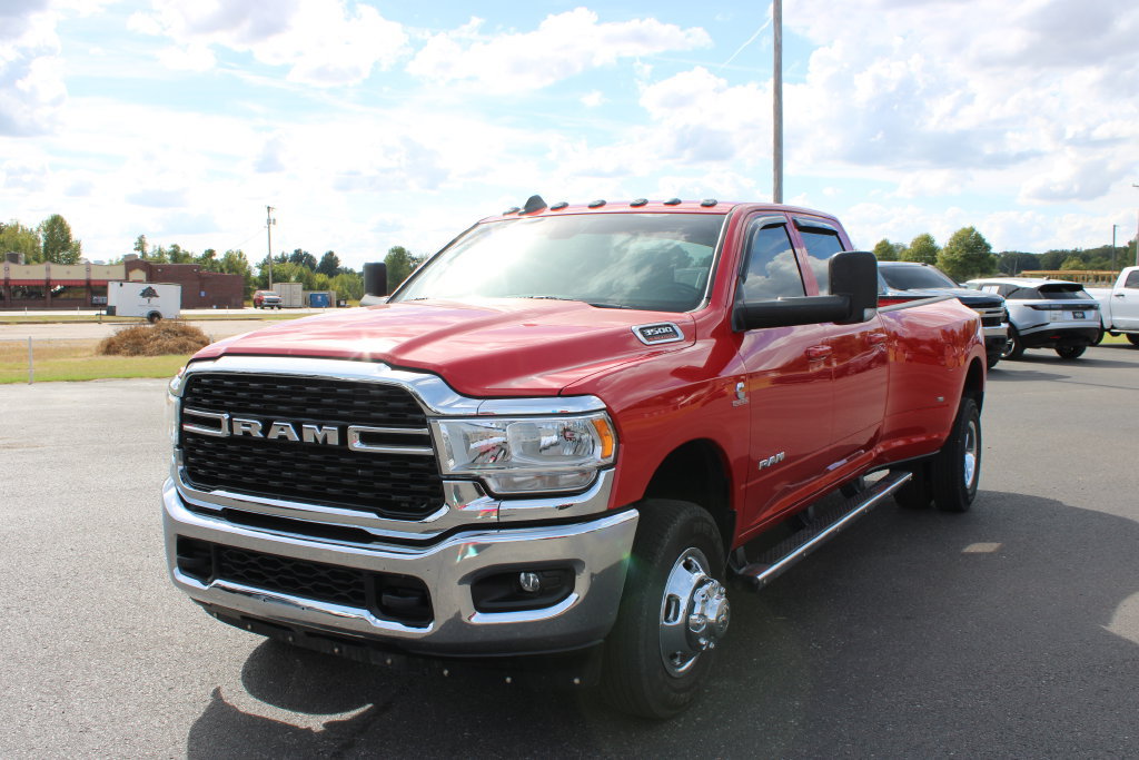 Used 2022 RAM 3500 Big Horn w/ Level 1 Equipment Group AWD/4WD image 4