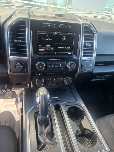 Used 2015 Ford F150 XLT w/ Equipment Group 302A Luxury RWD image 9