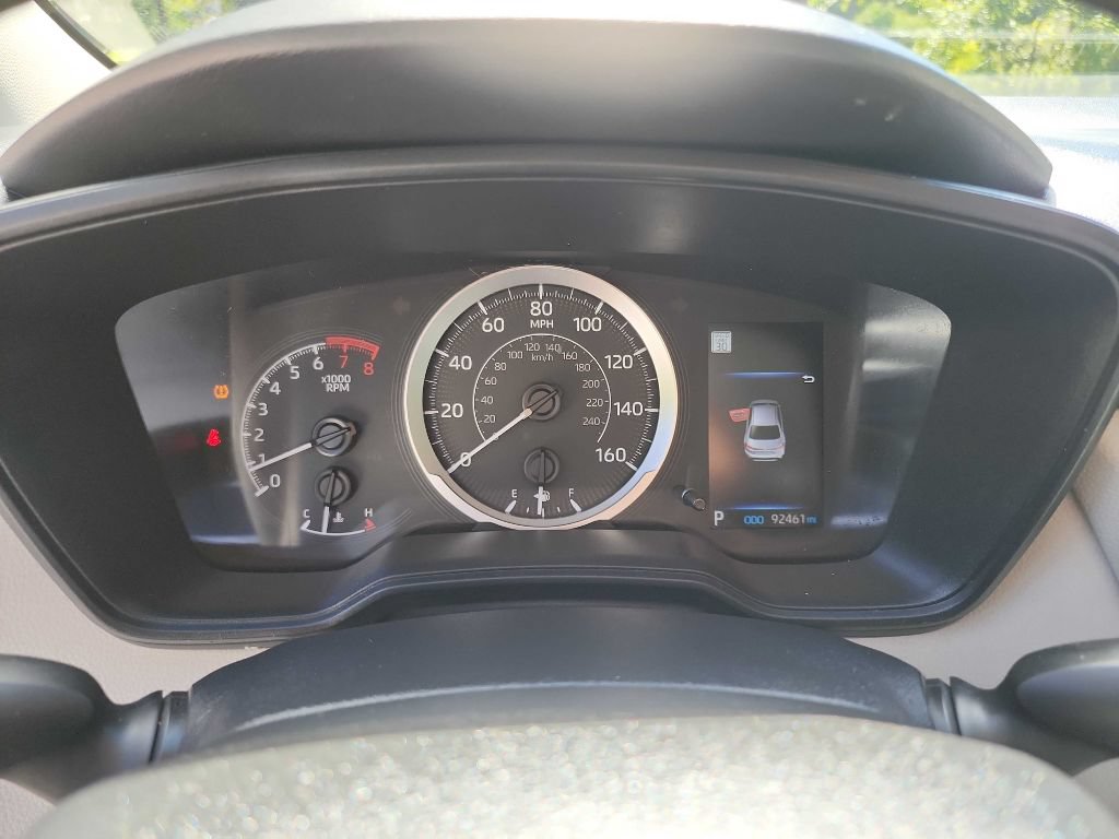 Used 2021 Toyota Corolla LE FWD image 17
