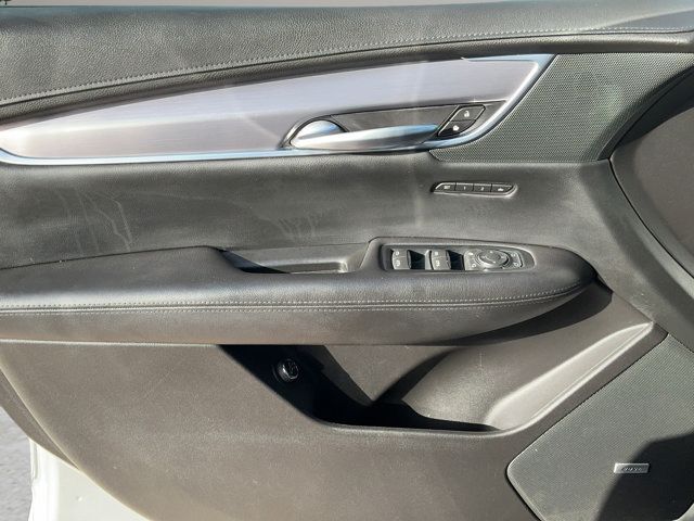 Used 2018 Cadillac XT5 Premium Luxury AWD/4WD image 10