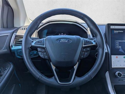 Used 2024 Ford Edge SEL AWD/4WD image 15