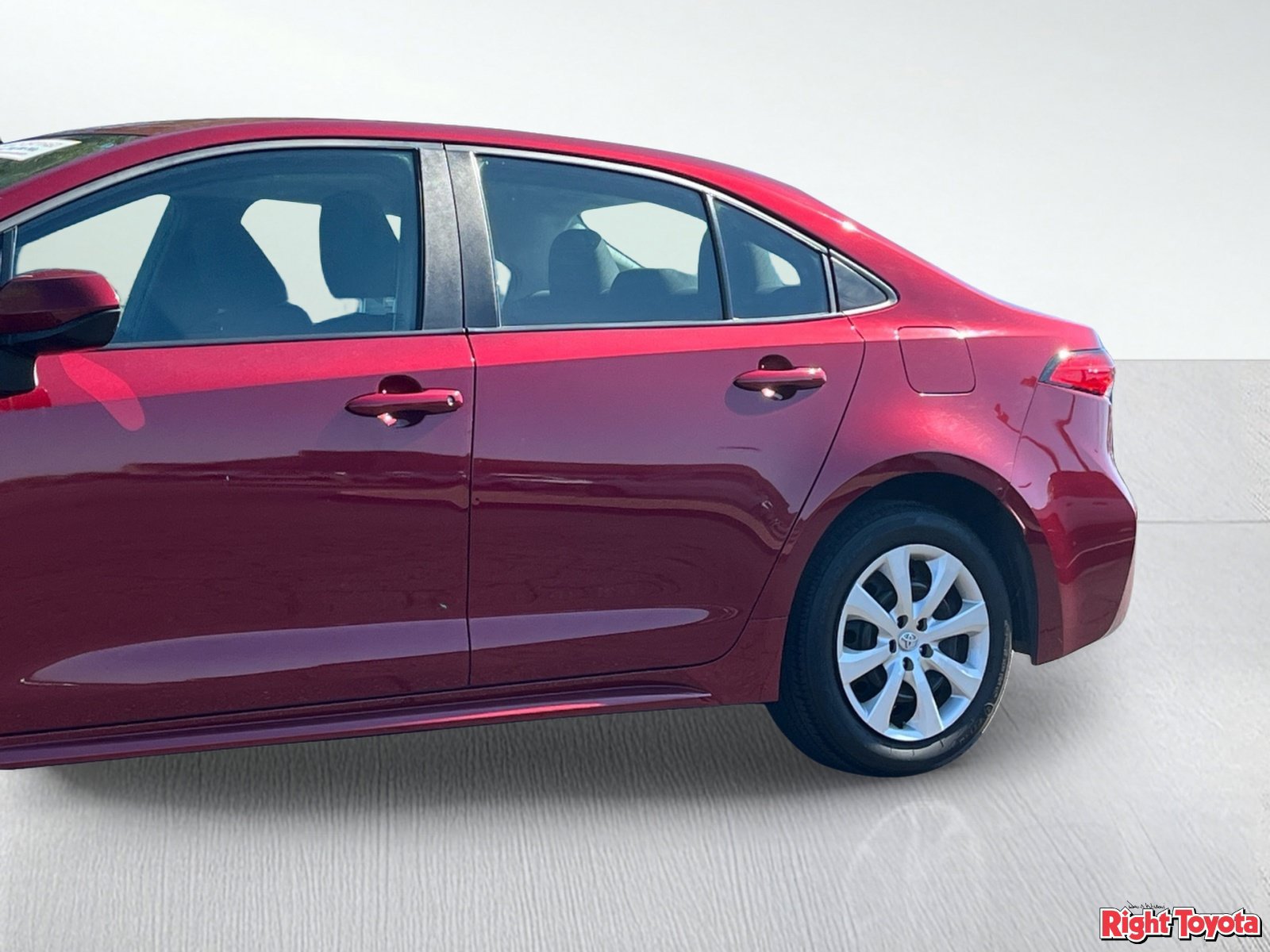 Certified 2025 Toyota Corolla LE FWD image 10