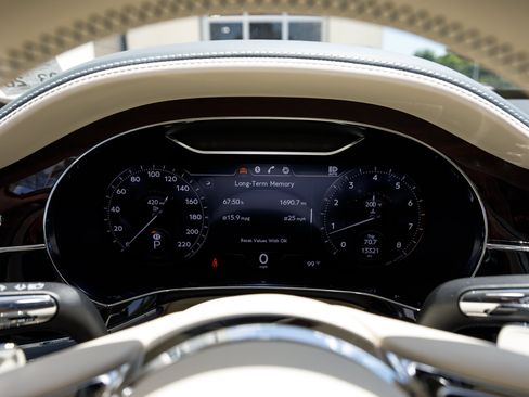 Certified 2024 Bentley Flying Spur W12 AWD/4WD image 14