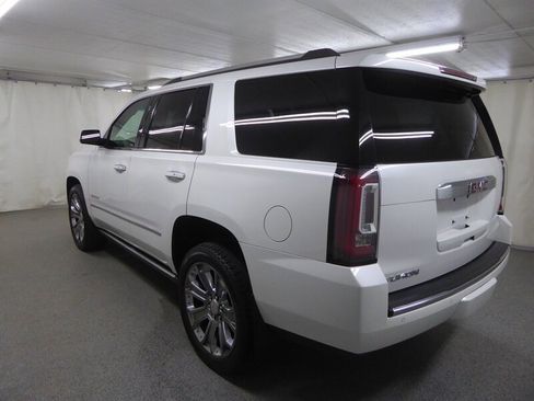 Used 2016 GMC Yukon Denali w/ Open Road Package image 4