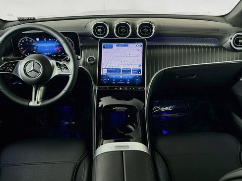 Used 2023 Mercedes-Benz GLC 300 image 5