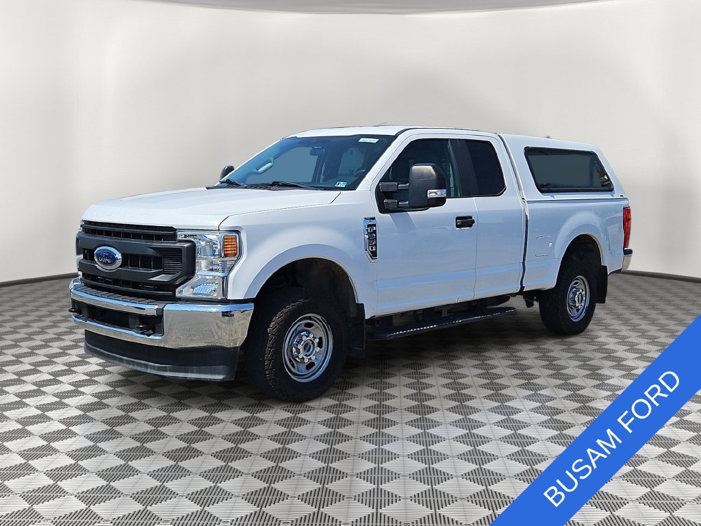 Used 2022 Ford F250 XL w/ Power Equipment Group AWD/4WD image 2