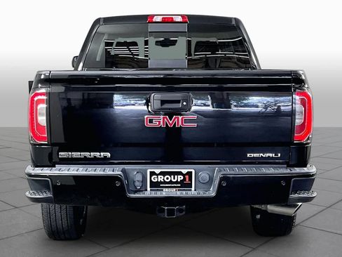 Used 2018 GMC Sierra 1500 Denali RWD image 5