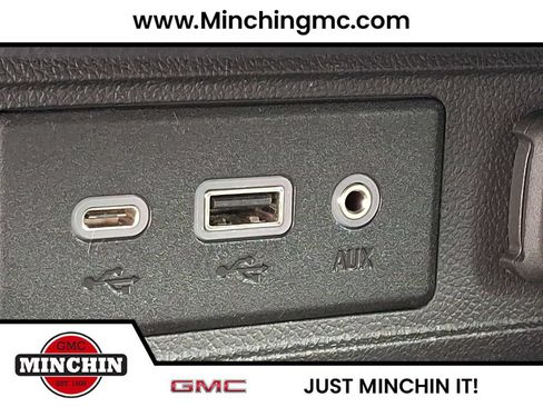 Used 2023 Buick Encore GX Select w/ Sport Touring Package AWD/4WD image 23