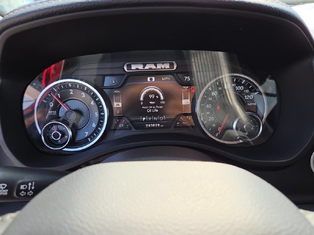 Used 2022 RAM 1500 Laramie w/ Sport Appearance Package AWD/4WD image 12