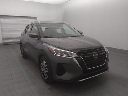 Used 2021 Nissan Kicks SV FWD image 13