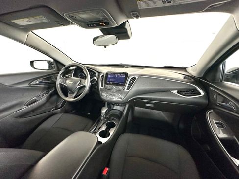 Used 2025 Chevrolet Malibu LS w/ LPO, Floor Liner Package image 2