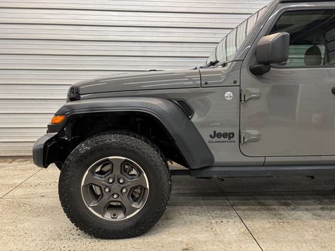 Used 2020 Jeep Gladiator Sport w/ Quick Order Package 24S image 4